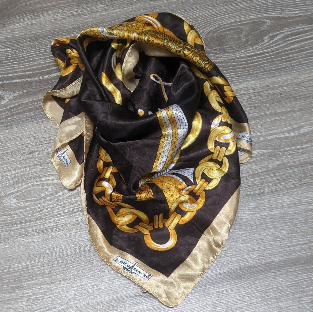 J. MICO SANCHO | paris scarf